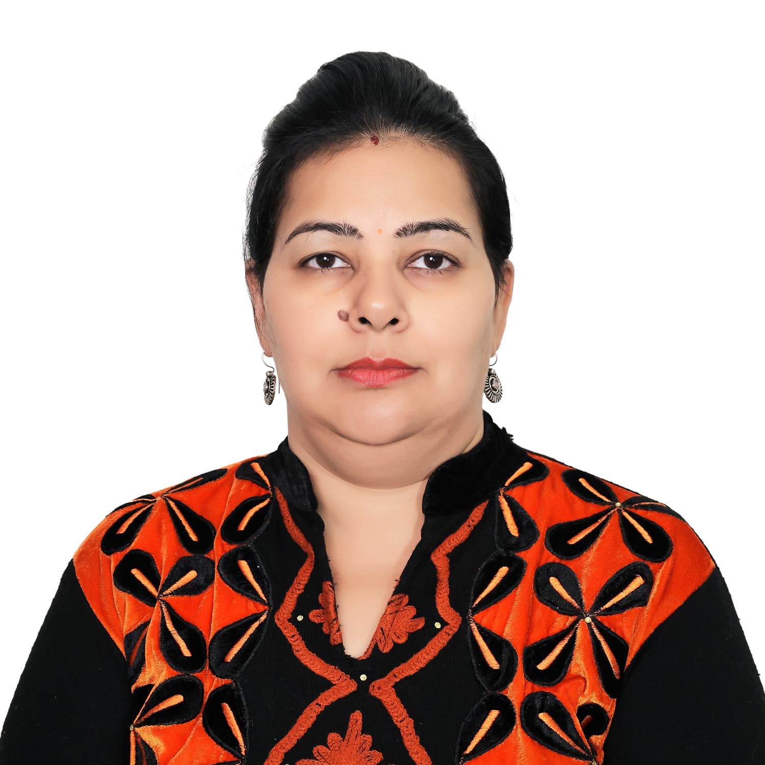 Ms. Saloni Arora